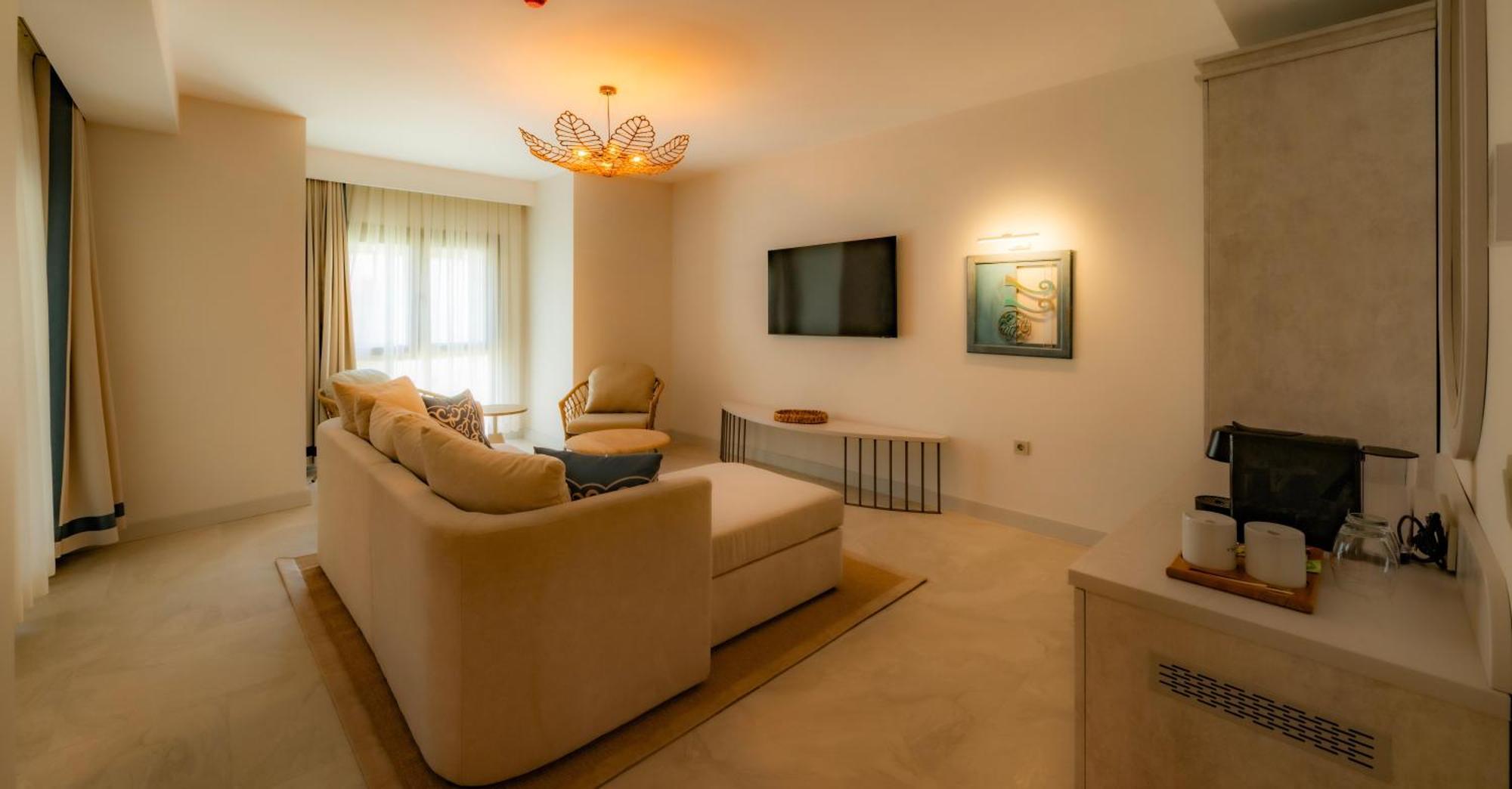 Suum & - Adult Only Hotel